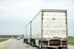 Abogado de accidentes de camión en Jacksonville